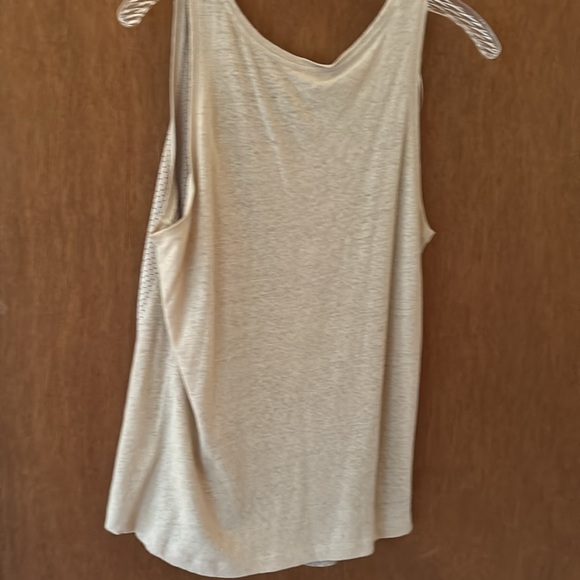 Never worn, perforated suede-look tank top.Zara sz L., cotton/linen fabric. - Picture 4 of 5